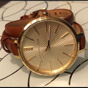 MICHAEL KORS Brown Leather and Gold Watch